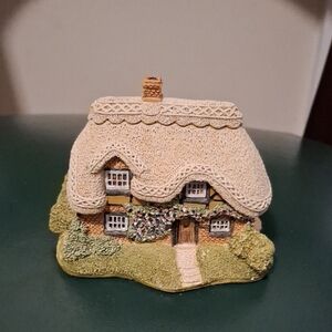 Lilliput Lane "Bramble Cottage" Handmade In United Kingdom